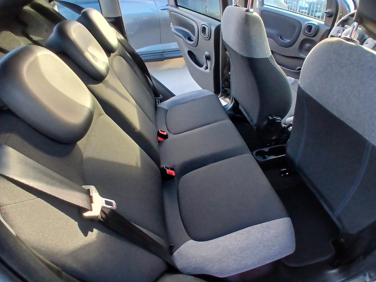 FIAT PANDA 1.0 HYBRID CITY LIFE 2023
