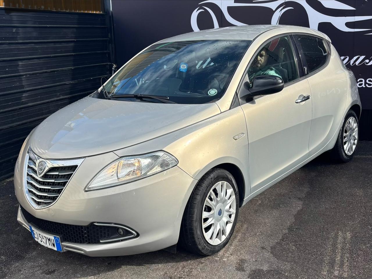 Lancia Ypsilon 1.3 MJT 16V 95 CV 5 porte S&S Platinum