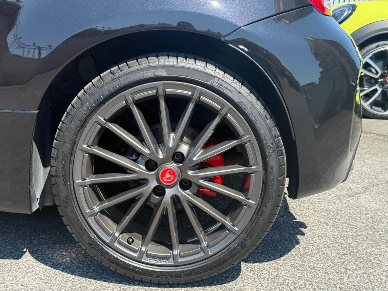 Abarth 595 1.4 Turbo T-Jet 180 CV Competizione