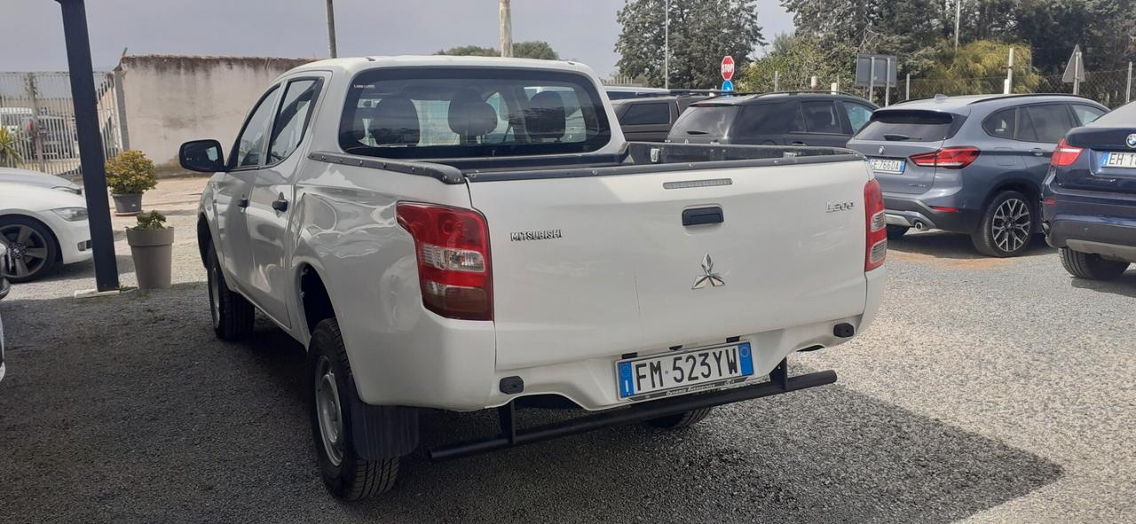 Mitsubishi L200 2017 - 2.4D 4X4 Lb automobili