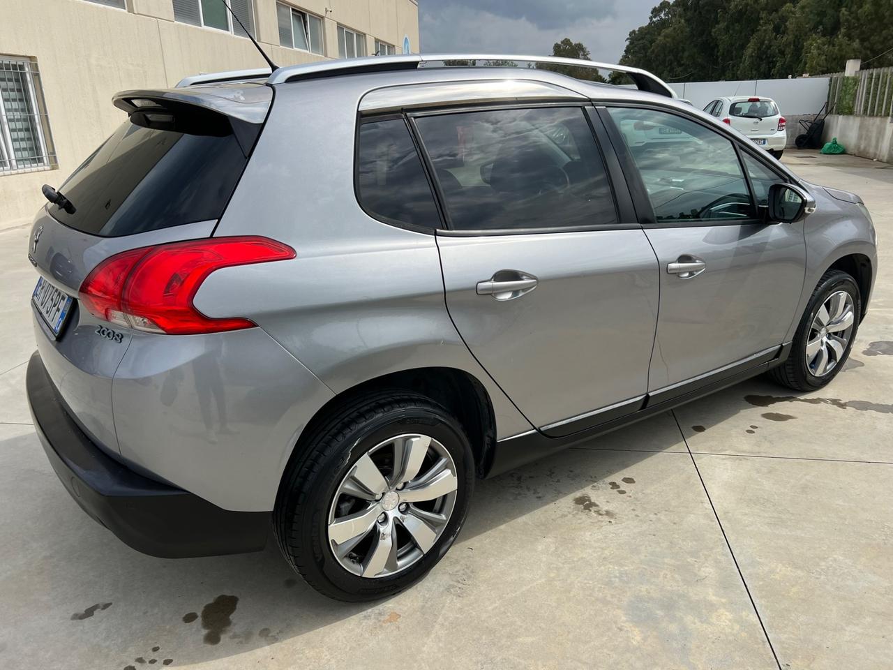 Peugeot 2008 1.4 HDi 68CV Active 2013