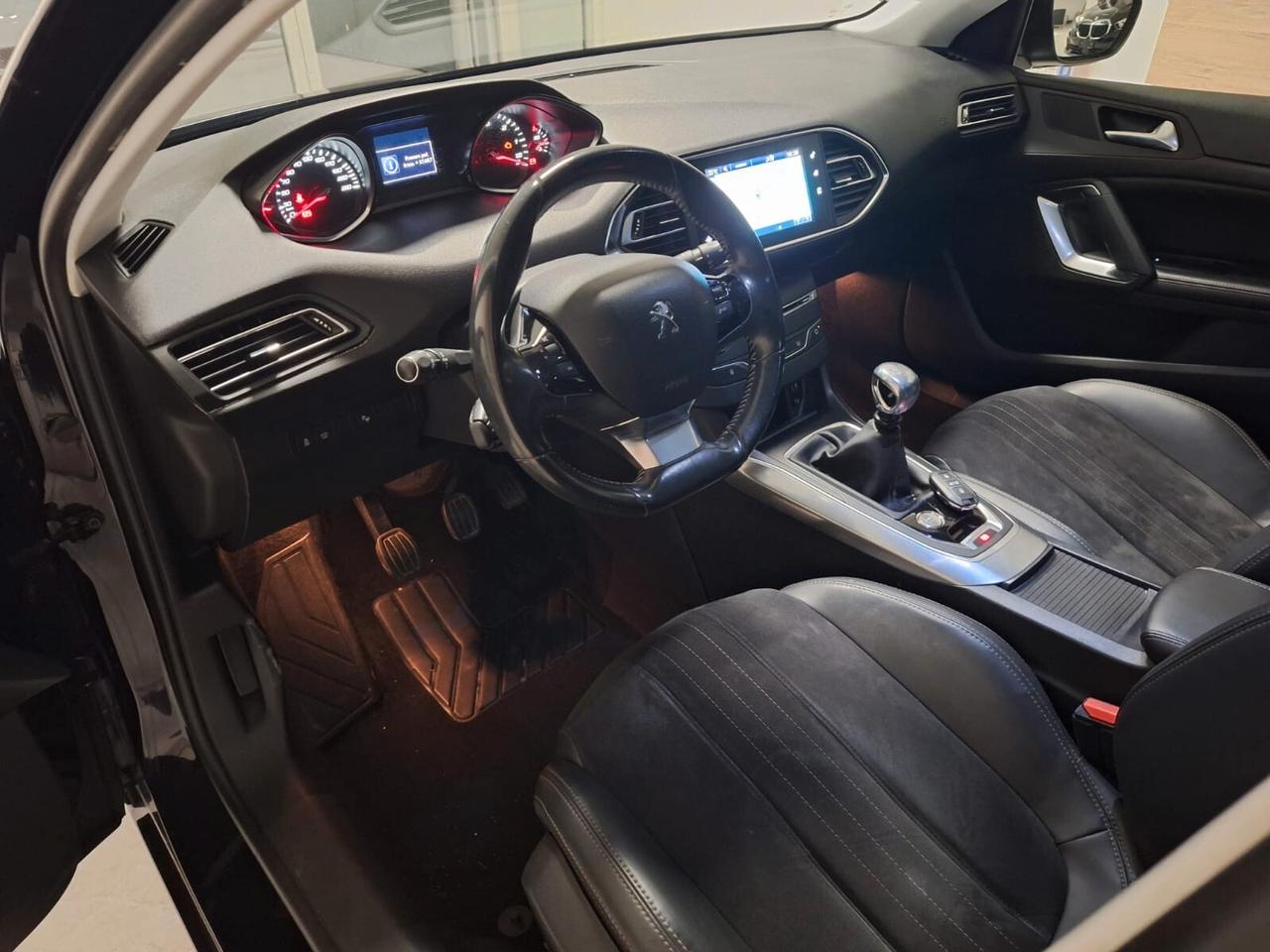 Peugeot 308 1.6 e-HDi 115 CV Stop&Start SW Allure