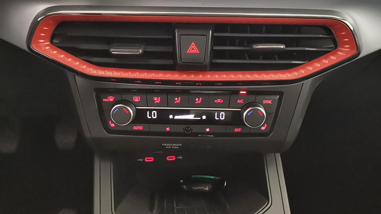 SEAT Ibiza V 2017 - Ibiza 1.0 ecotsi FR 95cv