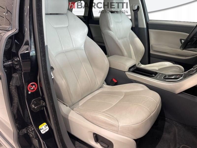 Land Rover Range Rover Evoque 2.0 TD4 150 CV 5P. SE