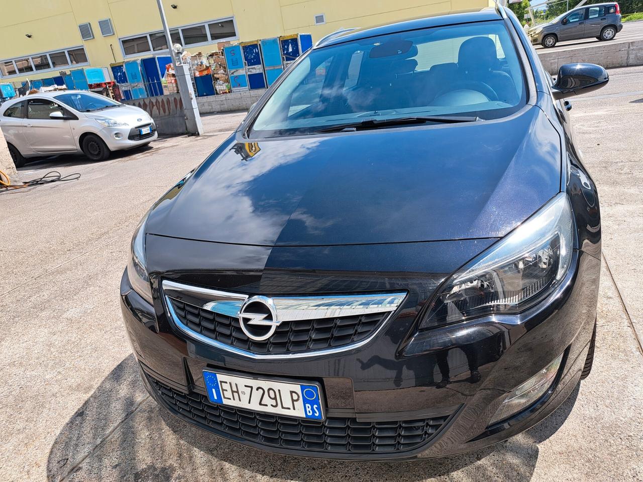 Opel Astra 1.6 Turbo 180CV Sports Tourer Cosmo S