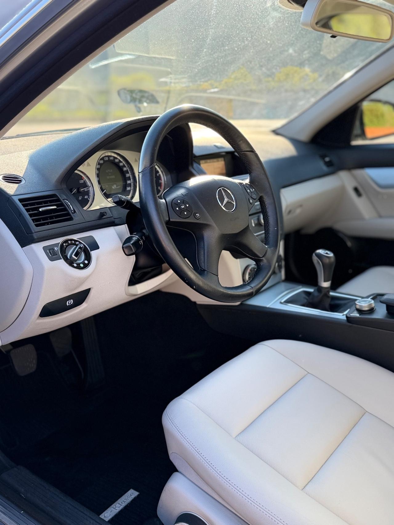Mercedes-benz C 200 Kompressor Avantgarde