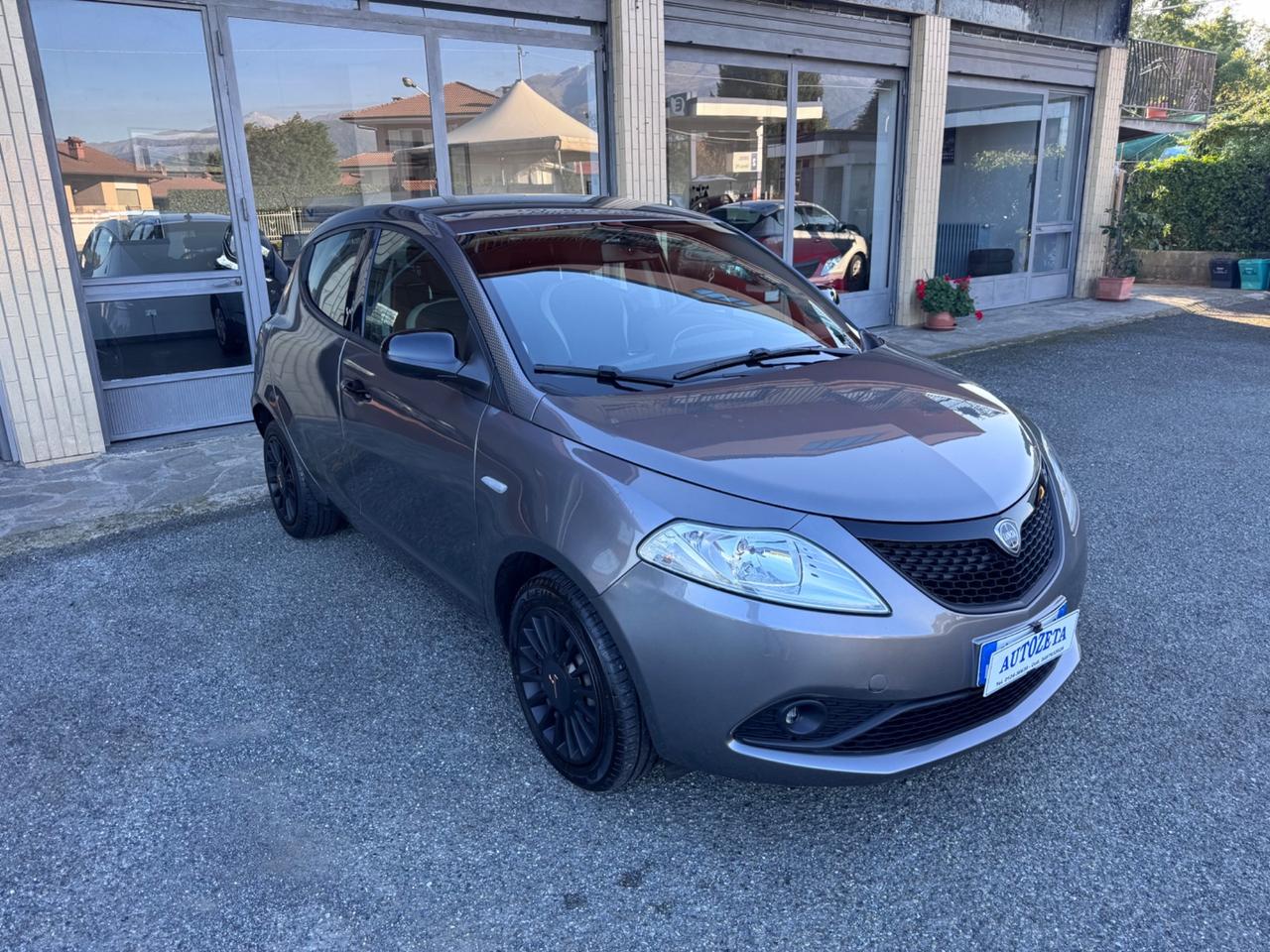Lancia Ypsilon 1.2 69 CV GPL Monogram