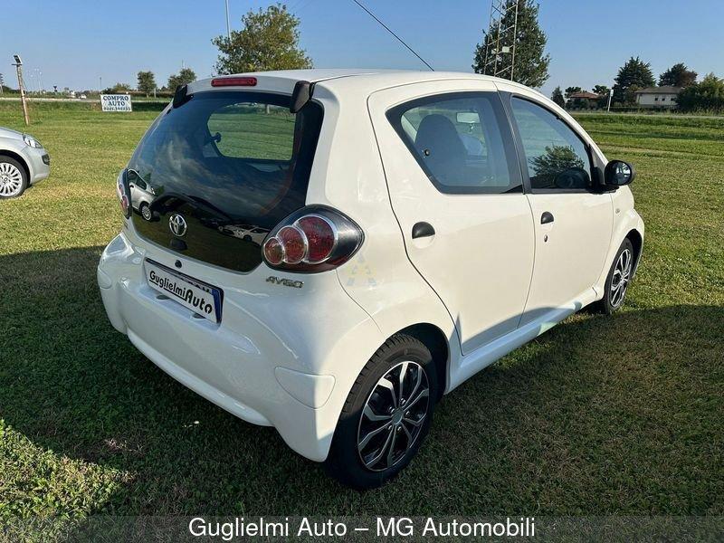 Toyota Aygo Aygo 1.0 12V VVT-i 5 porte Lounge Connect