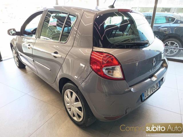 RENAULT Clio 1.2 16V 5 porte Confort