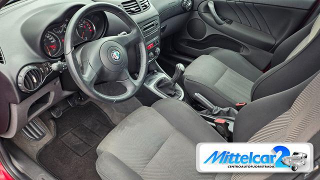 ALFA ROMEO 147 1.6 16V TS (105) 5 porte Moving