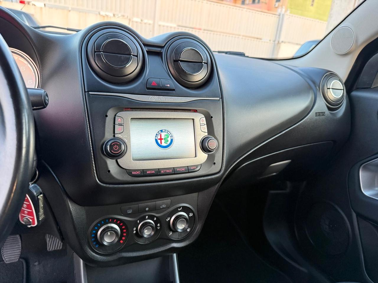 Alfa Romeo MiTo 1.3 JTDm 95 CV FINANZIABILE DA 85€ AL MESE