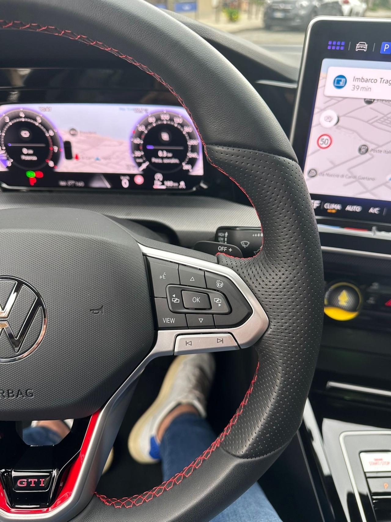 Volkswagen Golf GTI 2.0 TSI DSG