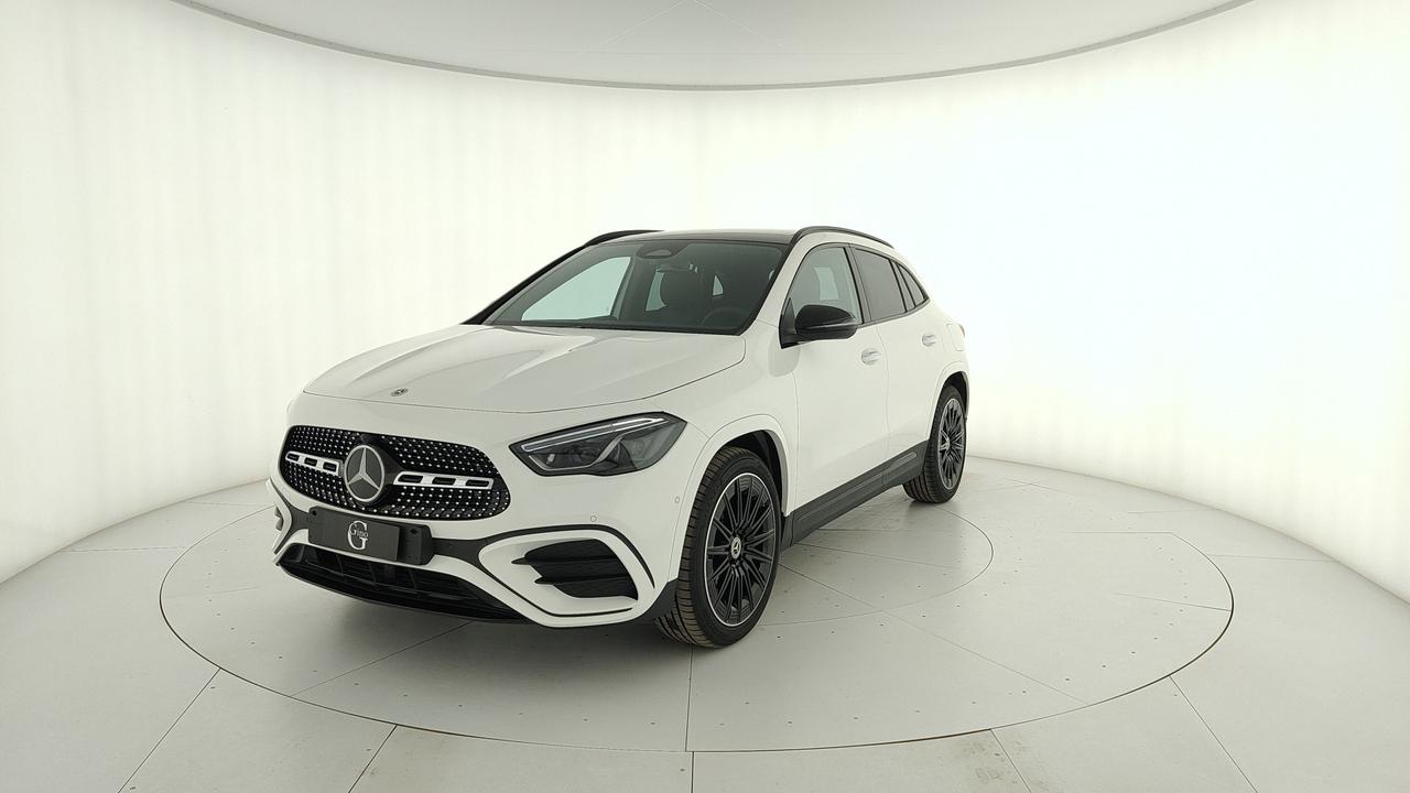 Mercedes-Benz GLA 200 d Automatic 4MATIC