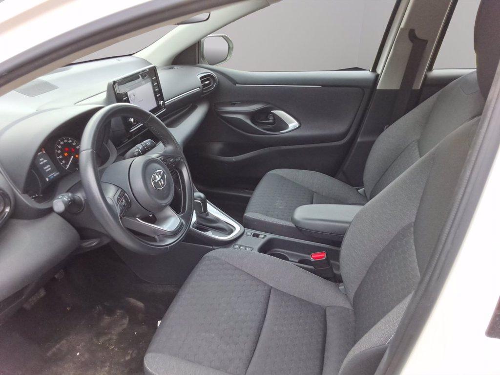 TOYOTA Yaris 1.5h active del 2023