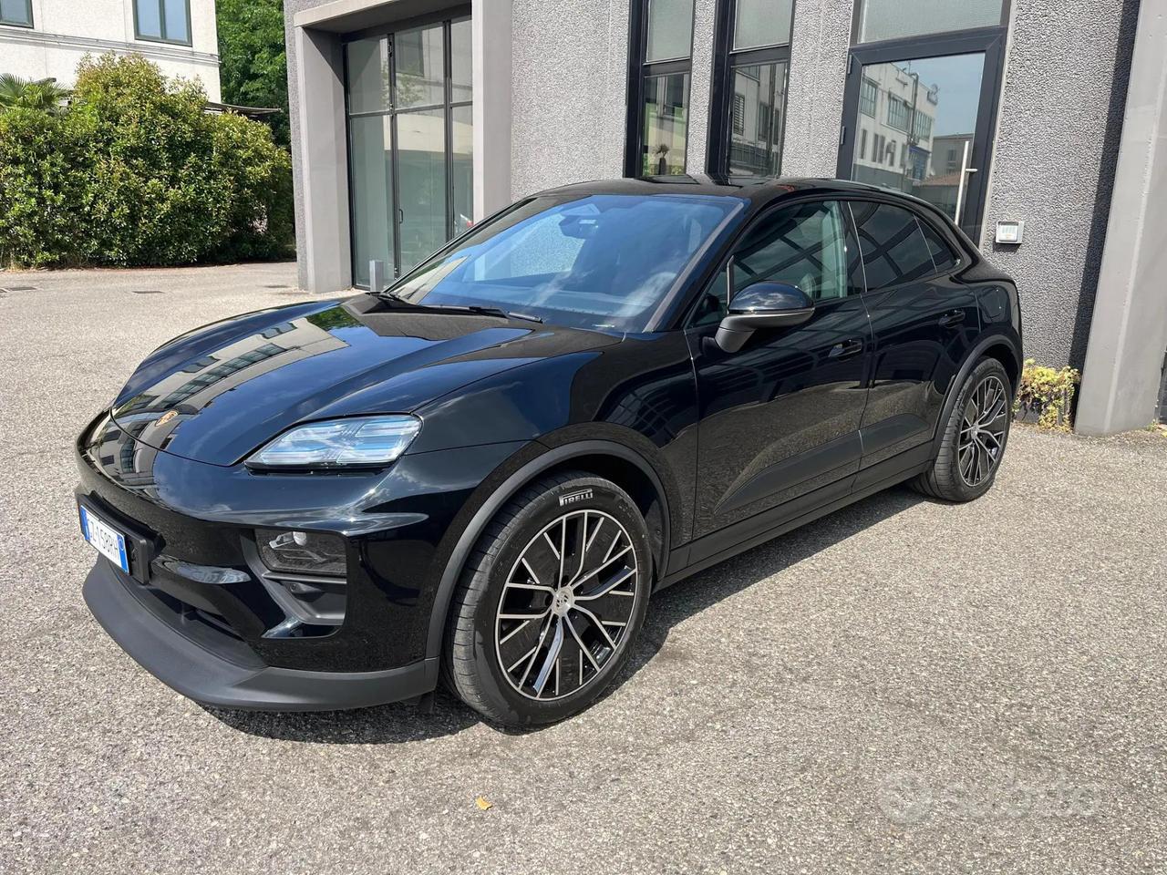 Porsche Macan 4