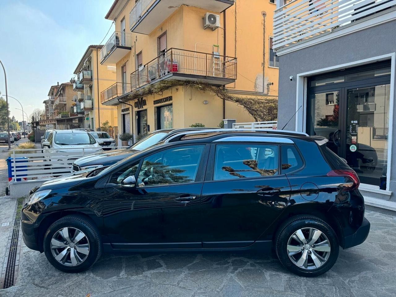 PEUGEOT 2008 PureTech 82cv ALLURE NEOPAT.