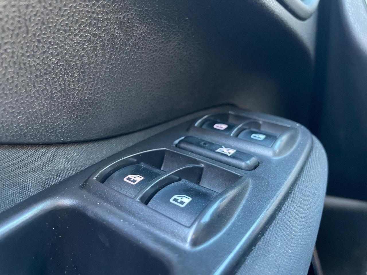 Fiat 500L 1.6 Multijet 120 CV N1 AUTOCARRO CON POSTI