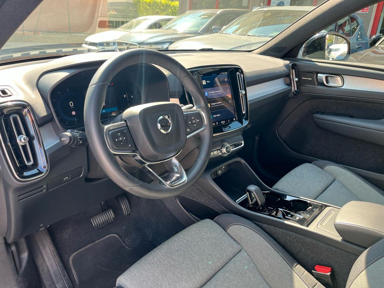 Volvo XC40 B4 AWD automatico Ultimate Dark