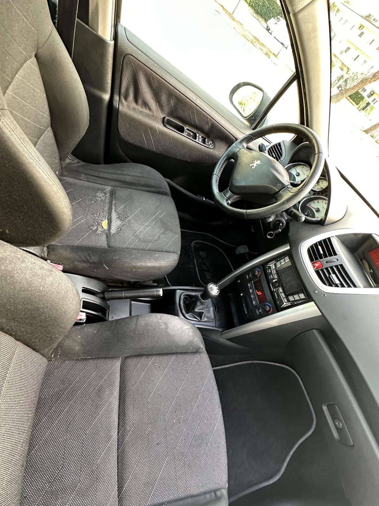 Peugeot 207 1.6 HDi 110CV 5p. 2006 neopatentati