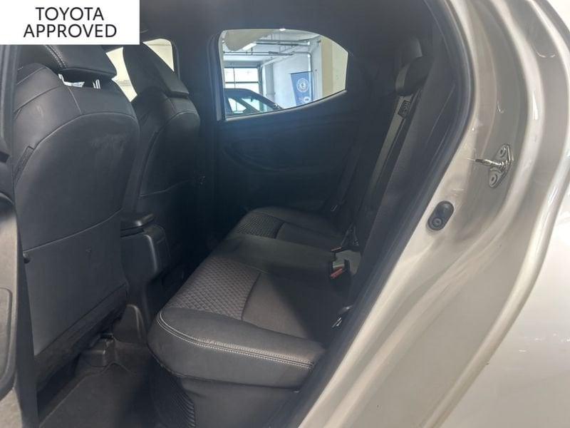 Toyota Yaris 1.5 HYBRID STYLE