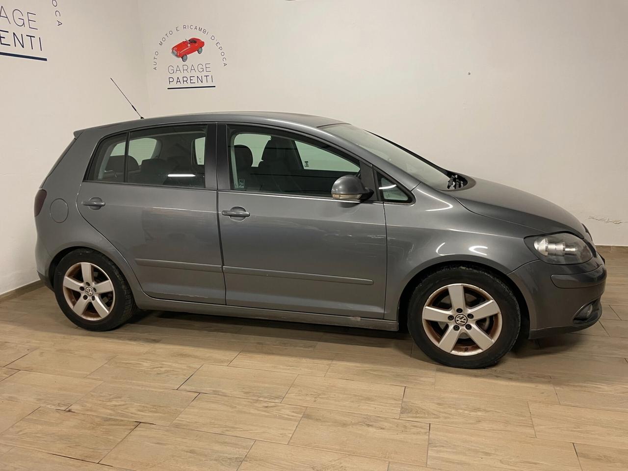 Volkswagen Golf Plus 2.0 16V FSI Sportline