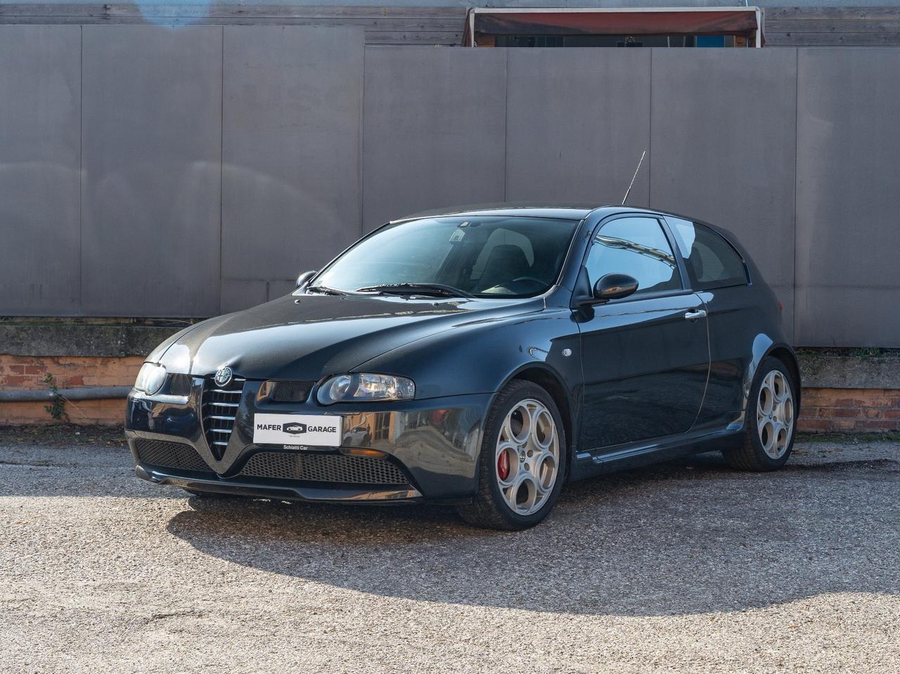 Alfa Romeo 147 3.2i V6 24V cat 3 porte GTA