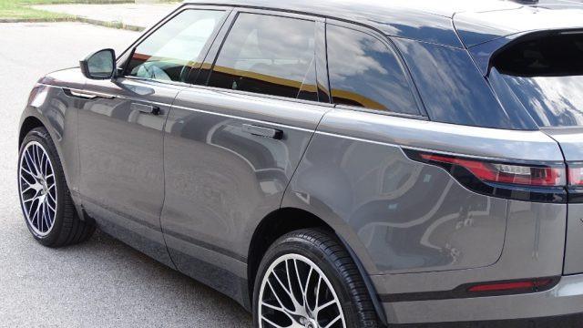 LAND ROVER Range Rover Velar 2.0D I4 240 cv "R-Dinamic S", cerchi 22 Pollici