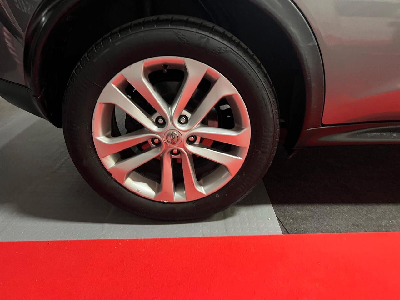 Nissan Juke 1.6 DIG-T 190 MCVT 4WD Tekna