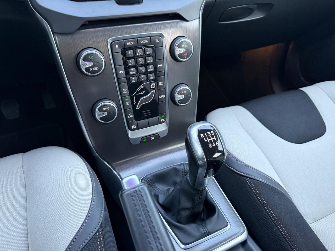 Volvo V40 Cross Country D2 GARANZIA R-DESIGN SPORT