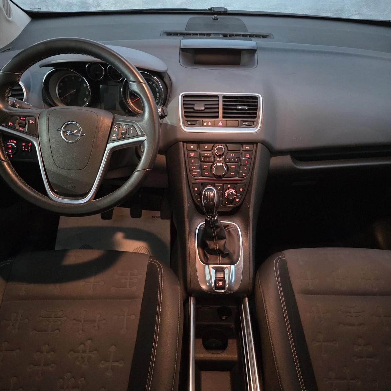 Opel Meriva 1.4 BENZINA NEOPATENTATI