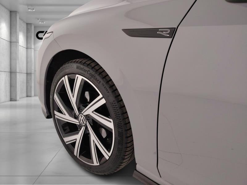 Volkswagen Golf 1.5 eTSI EVO ACT R-Line DSG