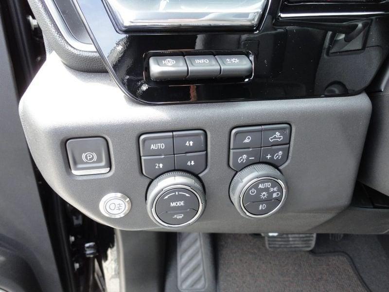 Chevrolet Silverado Silverado crew cab 6.2 V8 ecotec3 High Country 420cv auto