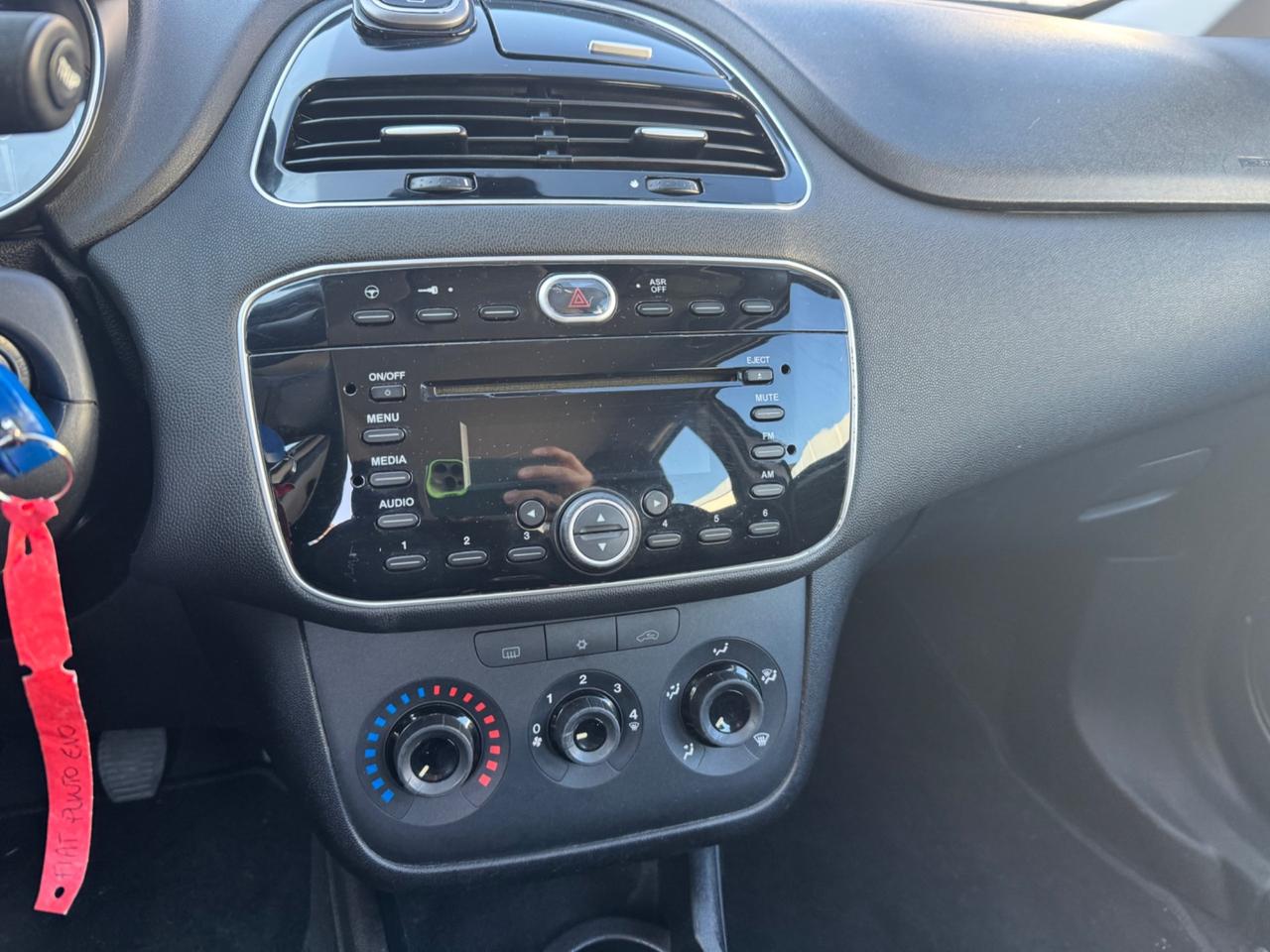 Fiat Punto 1.3 DIESEL 75CV Lounge 31/12/2013