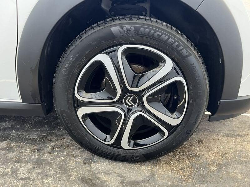 Citroën C3 PureTech 83 S&S Shine TUA DA 130,00 AL MESE