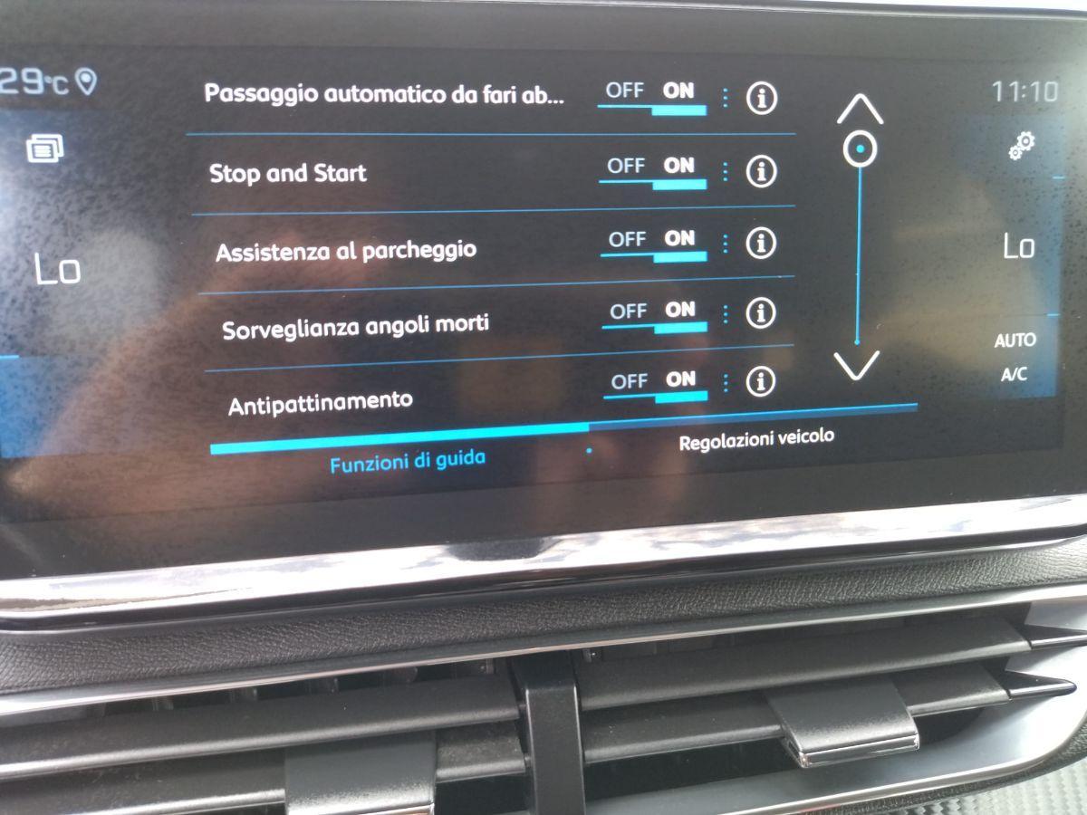 PEUGEOT 5008 BlueHDi 130 EAT8 Allure 7 POSTI