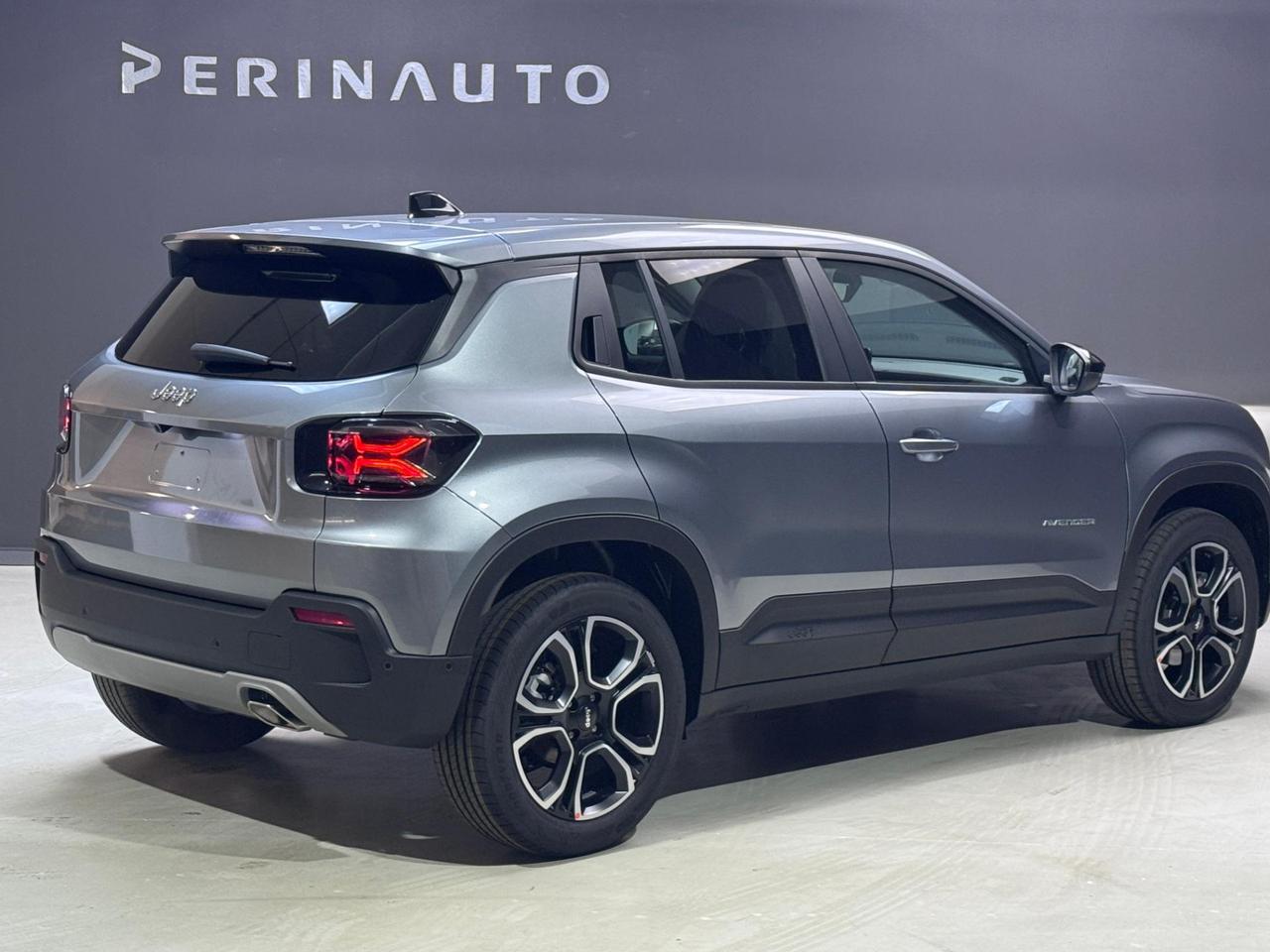 Jeep Avenger 1.2 turbo e-hybrid mhev Summit fwd 110cv edct6