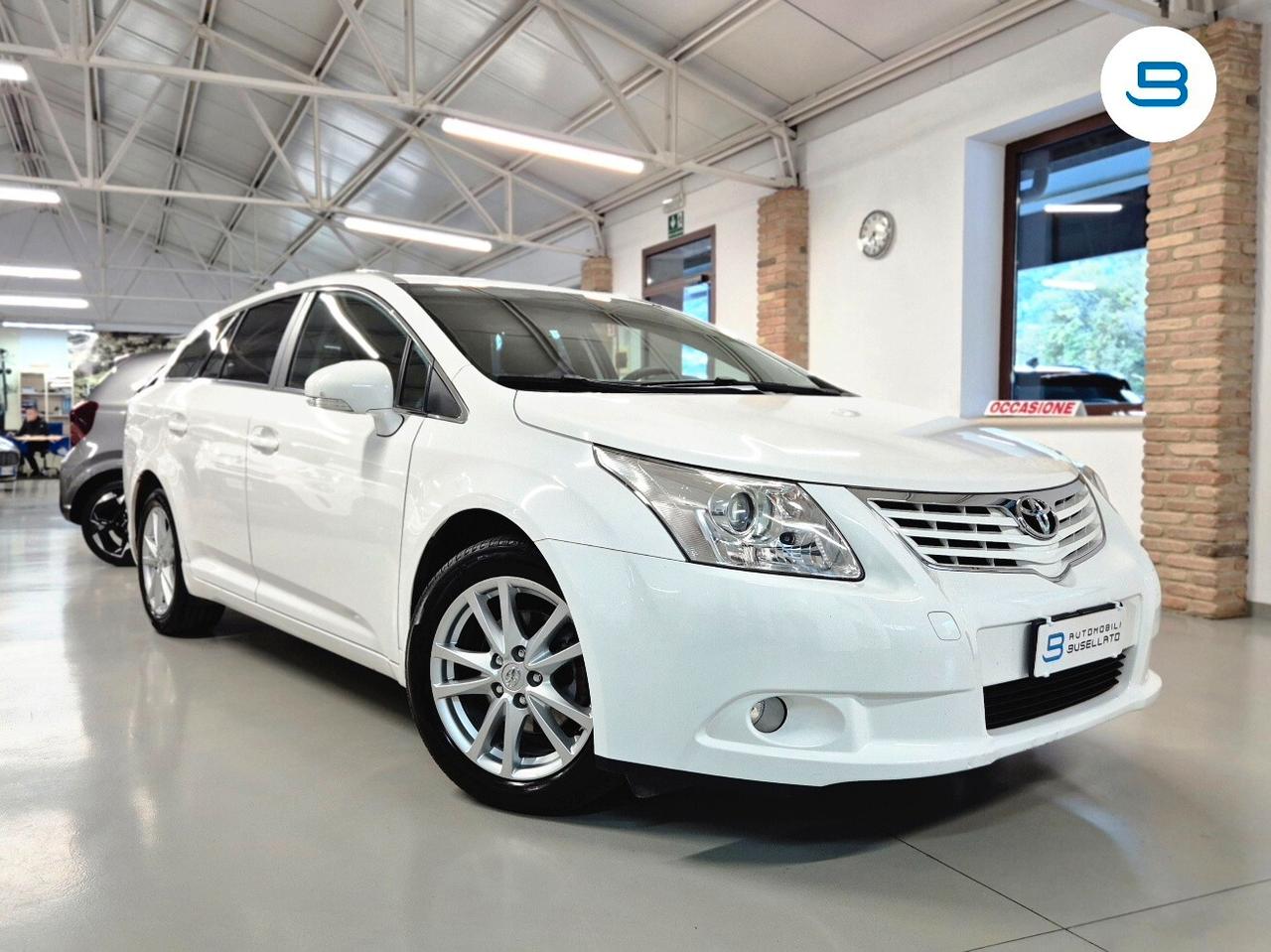Toyota Avensis 2.0 D-4D Wagon Sol