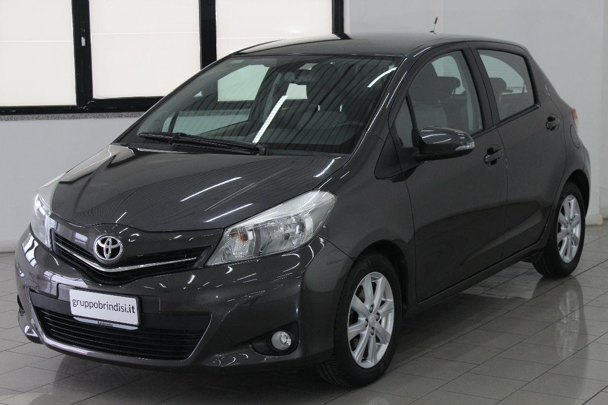 TOYOTA - Yaris - 1.3 5 porte Lounge CVT Stop & Start