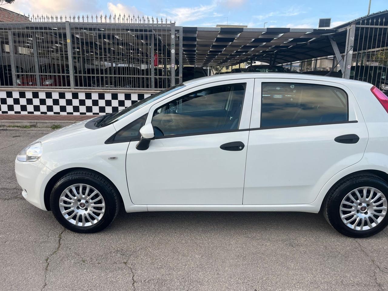 Fiat Grande Punto 1.4 5 porte EasyPower Unipro 2013