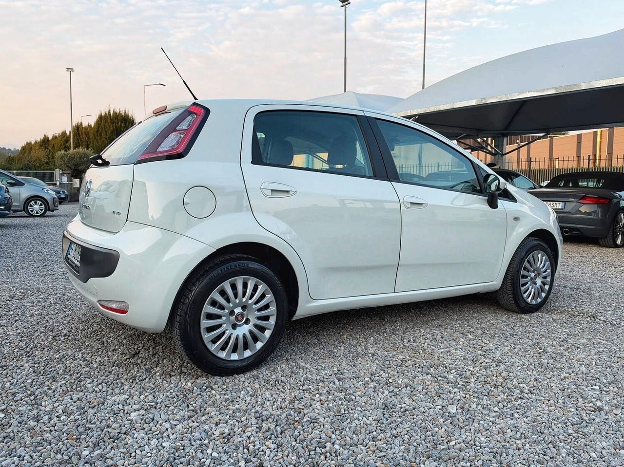 Fiat Punto Evo 1.4 5 porte Dynamic AUTOMATICA OK NEOPATENTATI