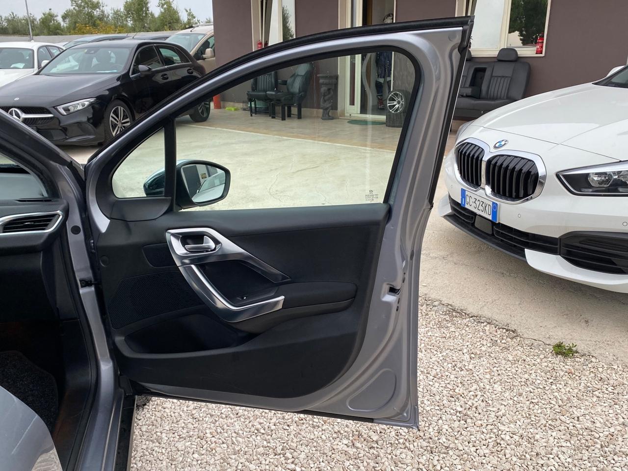 Peugeot 2008 1.6 e-HDi 92 CV Stop&Start Allure UNICO PROPRIETARIO NEOPATENTATI