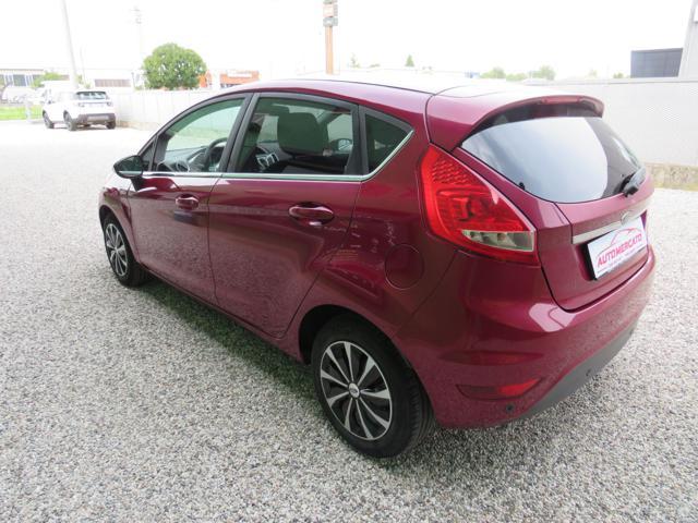 FORD Fiesta 1.4 5 porte Bz.- GPL Titanium