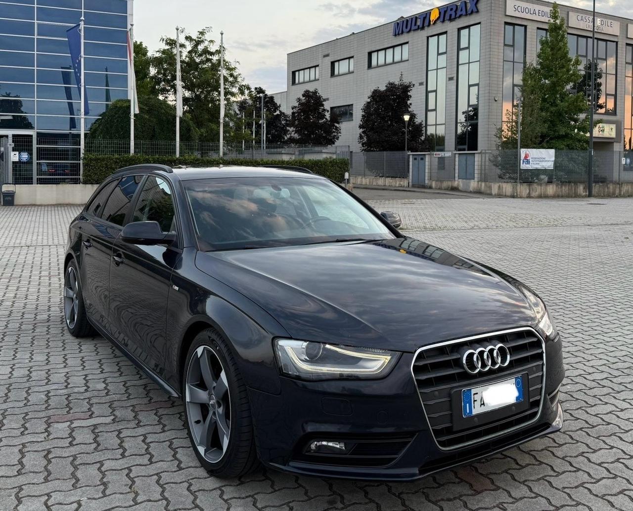 Audi A4 Avant 2.0 TDI 150 CV clean diesel quattro Advanced