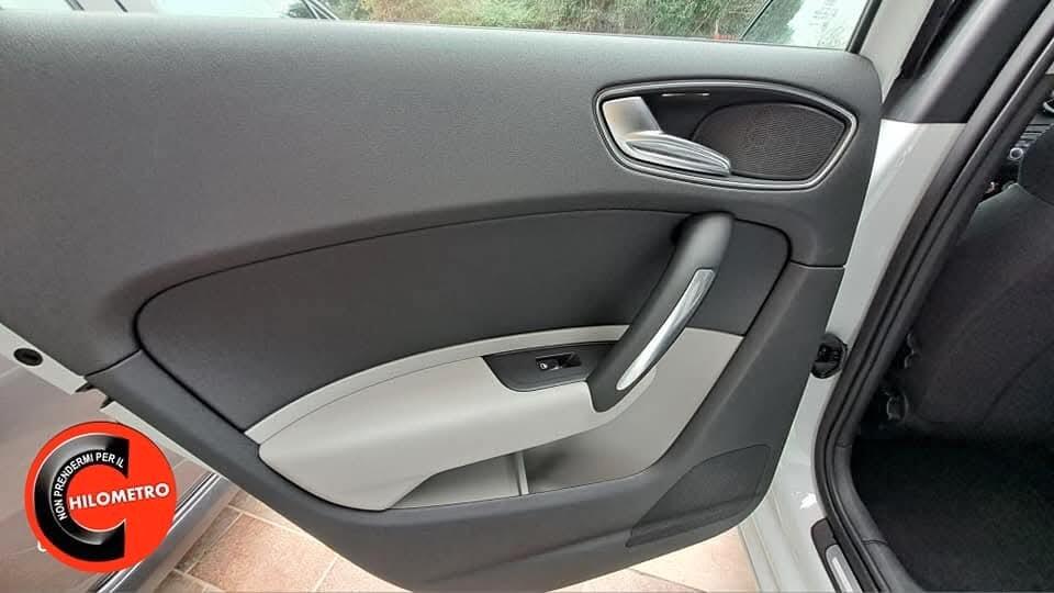 Audi A1 SPB 1.6 TDI S tronic Neopatentati