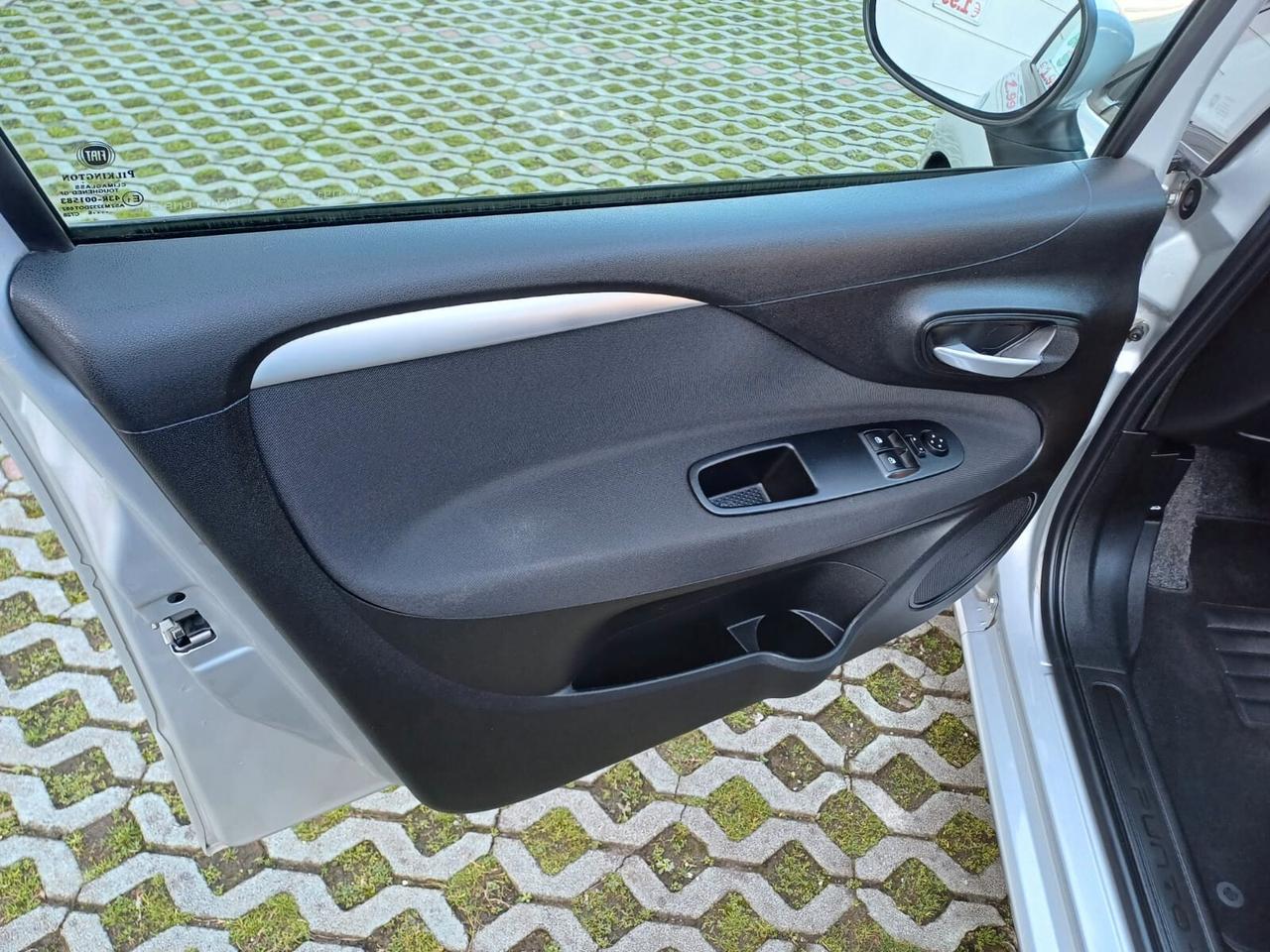 Fiat Punto 1.2 5 porte Lounge GPL