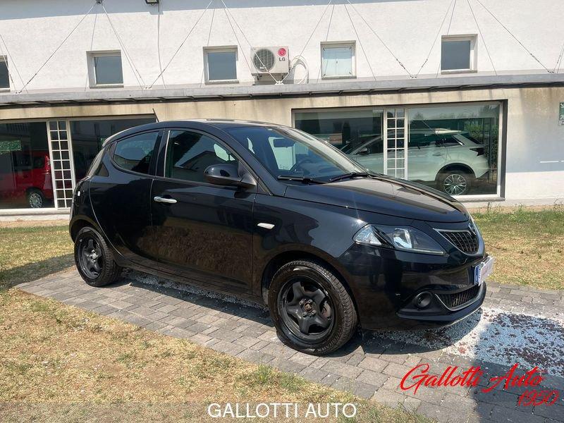 Lancia Ypsilon 1.0 FireFly 70cv Hybrid Gold
