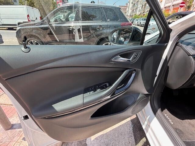 Opel Astra D Iva Esposta Garanzia Finanziabile