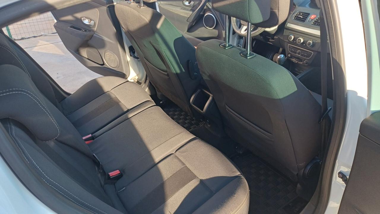 Renault Megane Mégane 1.5 dCi 110CV Dynamique
