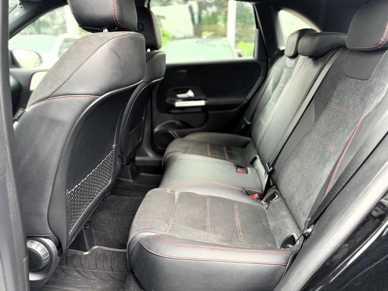 MERCEDES-BENZ B 180 Automatic AMG Line Premium CV 136 Garanzia Uff