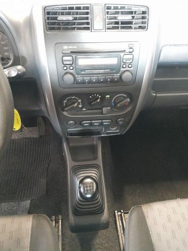 Suzuki Jimny Jimny 1.5 DDiS cat 4WD NEOPATENTATI